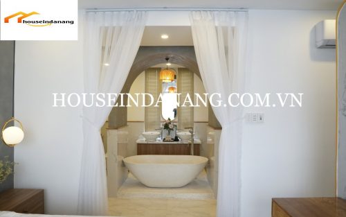 Villa for rent in Danang, Ngu Hanh Son, bathroom