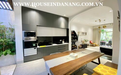 Da Nang houses for rent in Vietnam, Hai Chau district, in Phu Gia Compound, modern style