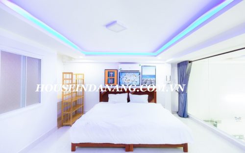 Da Nang beach house for rent in Vienam, Son Tra district 3