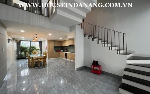 Houses in Da Nang for rent in Ngu Hanh Son district, Vietnam, five bedrooms