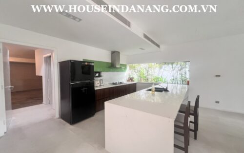 Da Nang luxury villa for rent in Vietnam, Ngu Hanh Son district, modern style, in The Dunes 7