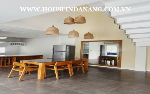 Luxury villa rental Danang in Vietnam, Ngu Hanh Son district 3, near the beach