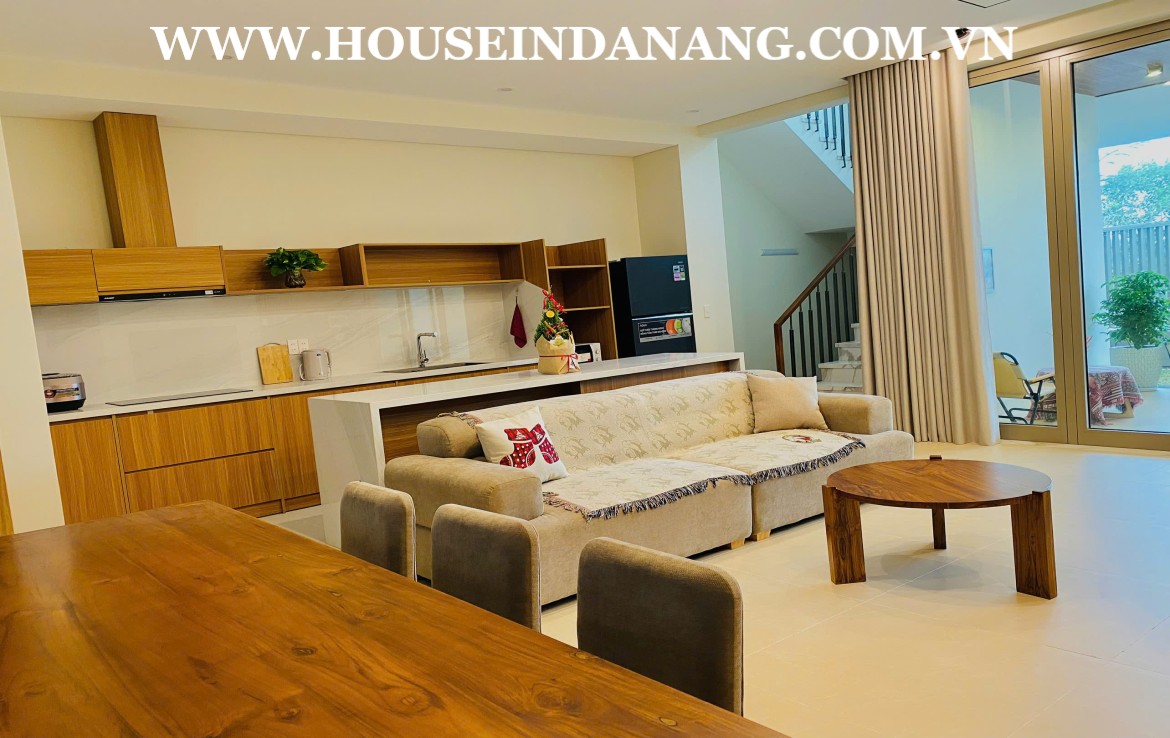 The beachside house rental Danang in Vietnam, Ngu Hanh Son district, near the beach bay 1