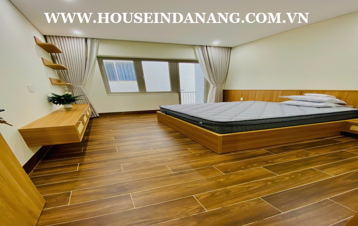 The beachside house rental Danang in Vietnam, Ngu Hanh Son district, near the beach bay, walking to the beach