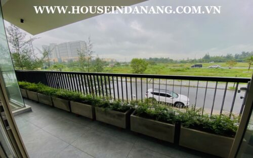 The beachside house rental Danang in Vietnam, Ngu Hanh Son district 7, near the beach bay