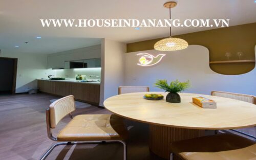 Beachview apartment in Danang on Blooming Tower, Western style 3