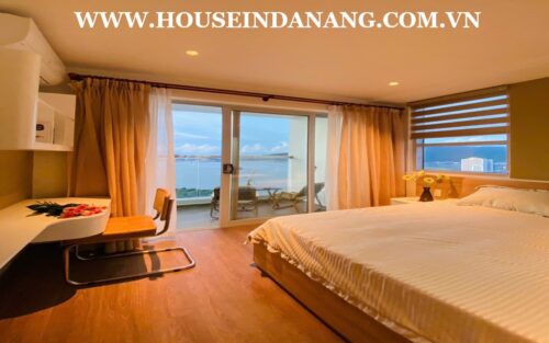 Beachview apartment in Danang on Blooming Tower, Wester style, near the beach
