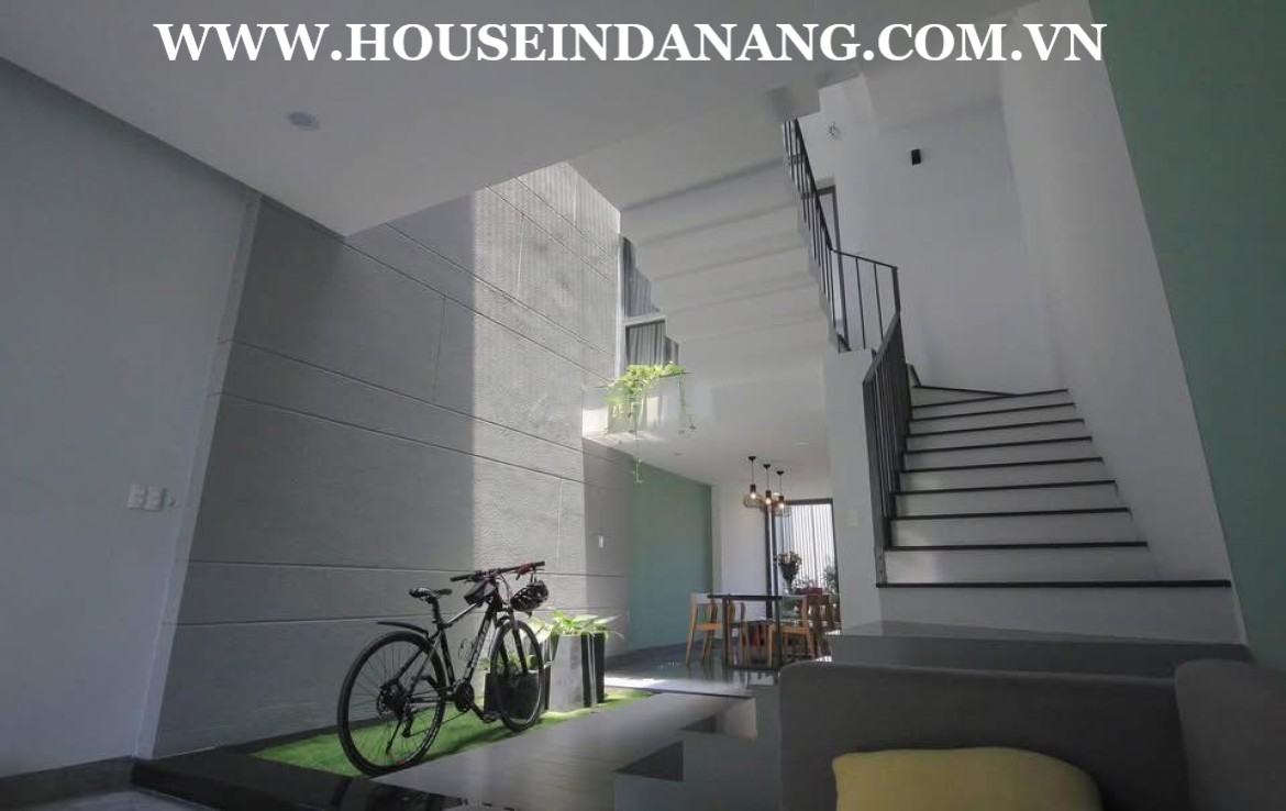 Danang beachside house rent near Marble mountain, Vietnam, Ngu Hanh Son district, walking to the beach