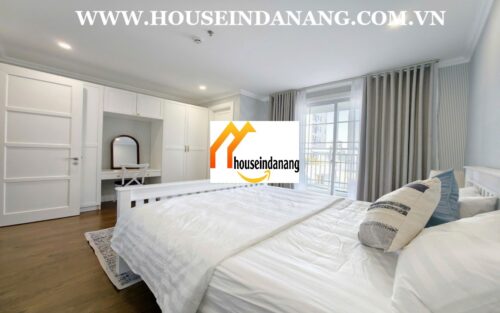 Danang penthouse apartment rental in Vietnam, four bedrooms, Western style, walking to the riverside 1