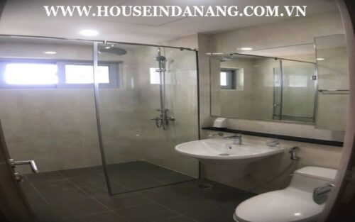 Danang Blooming apartments rental in Vietnam, near the riverside, walking to the beach