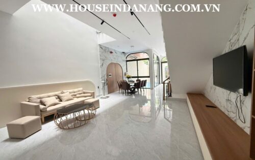 Rental house in Danang, Vietnam, near the beach bay