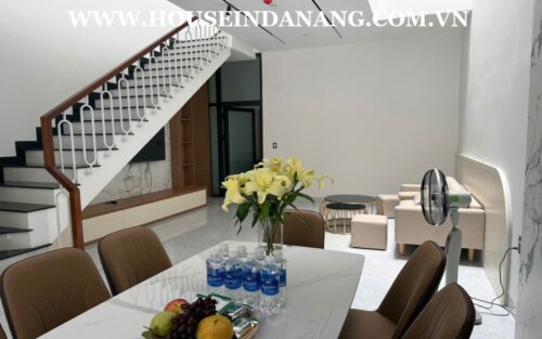 The rental house in Danang, near the river