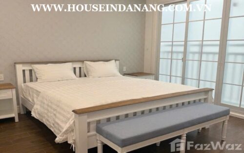 Danang luxurious rental apartment, in Vietnam, walking to the riverside