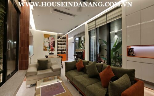Luxurious houses rental Danang, in Vietnam, in the opposite side of Lotte Mart, modern design