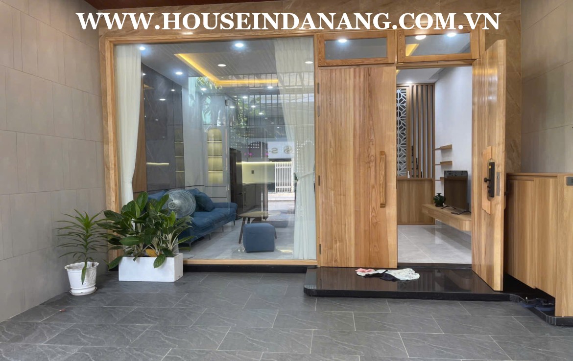 Beachside houses rental Danang, in Vietnam, Son Tra area, near Pham Van Dong beach