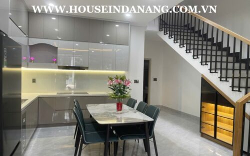 Beachside houses rental Danang, in Vietnam, Son Tra area 2