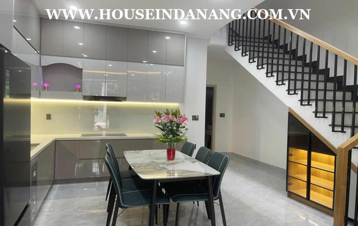 Beachside houses rental Danang, in Vietnam, Son Tra area 2