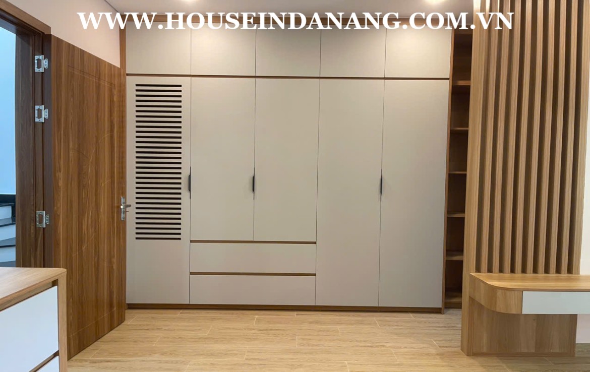 Beachside houses rental Danang, in Vietnam, Son Tra area 5