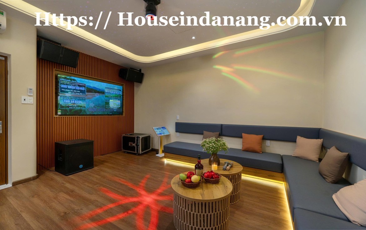Luxurious house for rent Danang, near My Khe beach, in Vietnam, walking to the beach