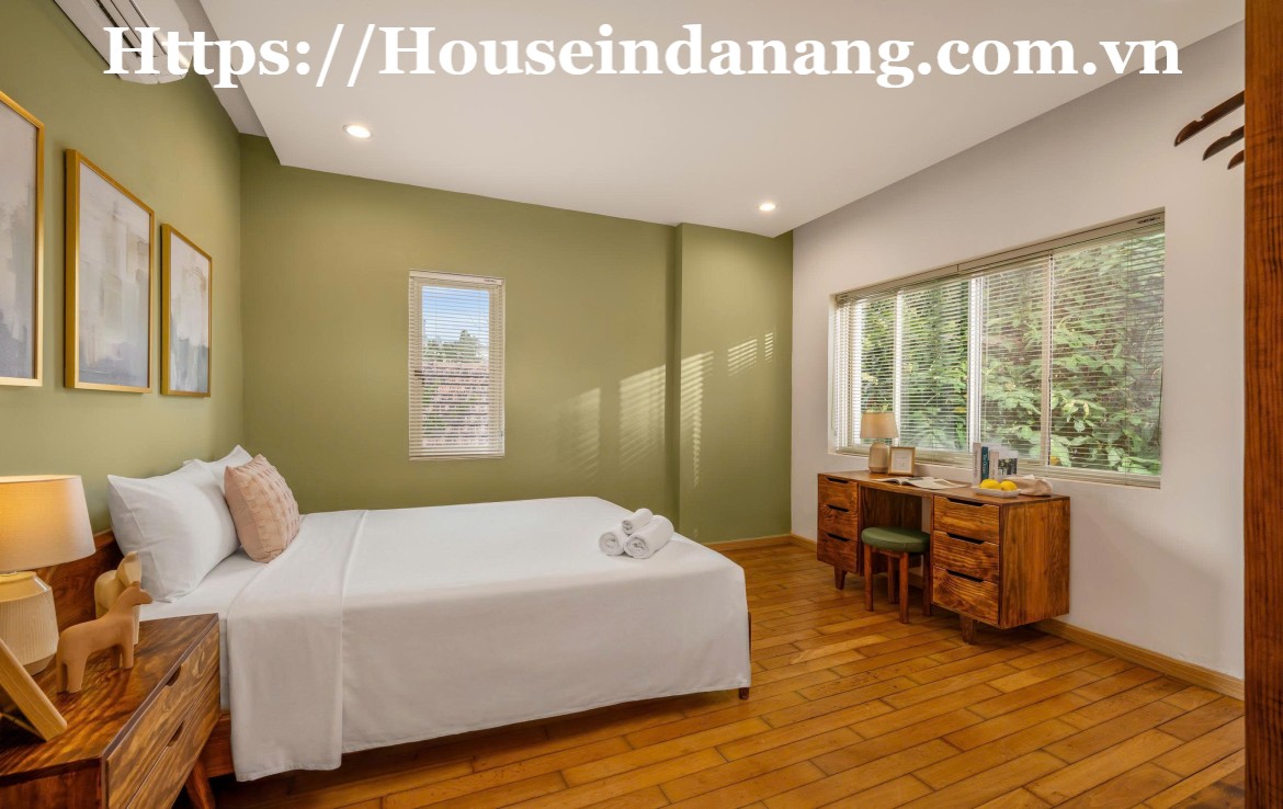 Luxurious villa for rent Danang near My Khe beach bay, in Vietnam, walking to the beach 5