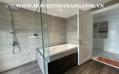 Hilton apartment rental Danang in the city center, in Bach Dang Complex, modern style, riverview