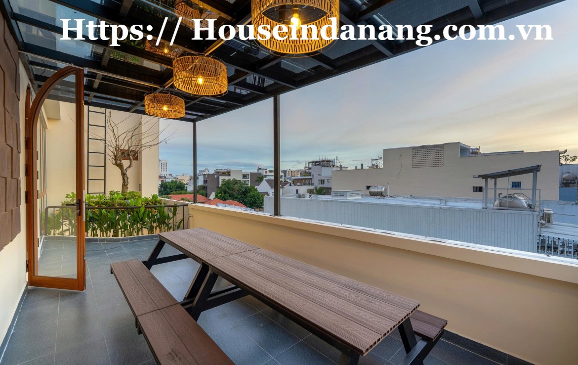 Luxurious house for rent Danang, near My Khe beach, in Vietnam, in the beachside 6