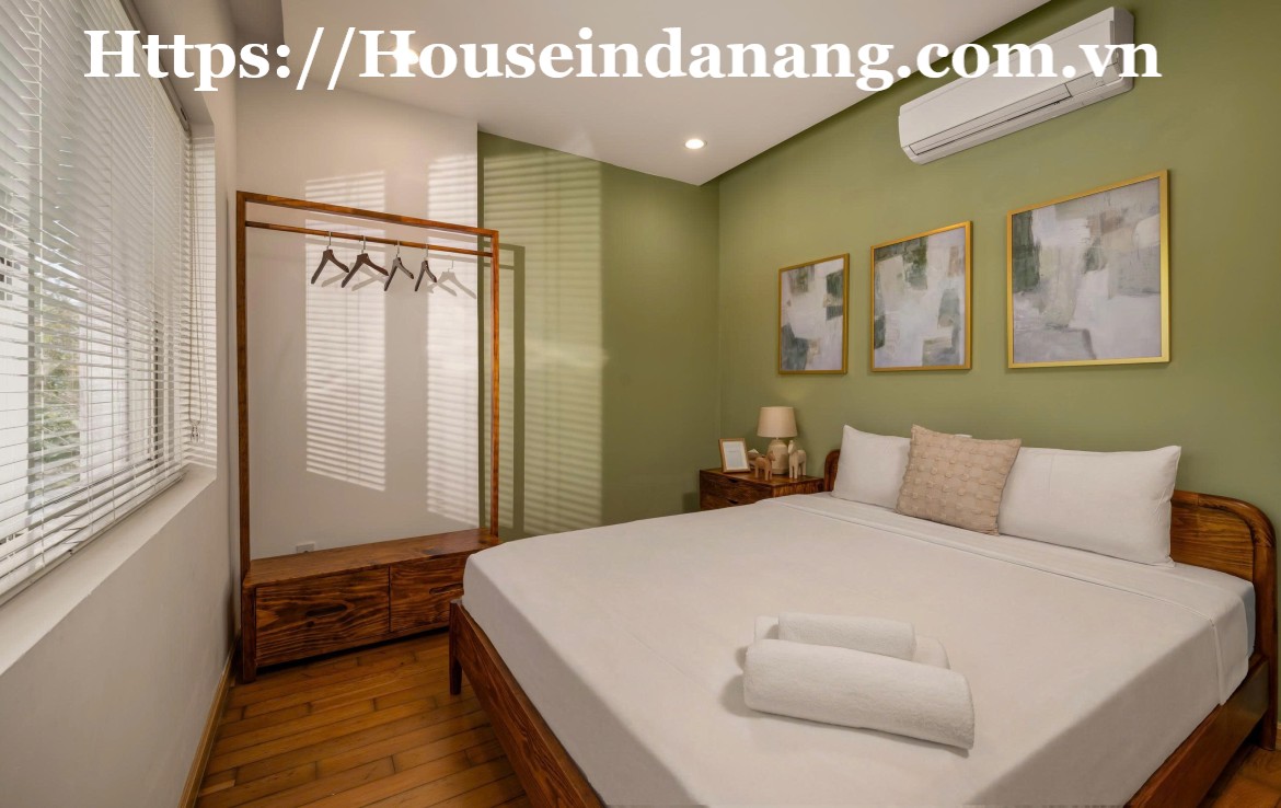 Luxurious villa for rent Danang near My Khe beach bay, in Vietnam, walking to the beach