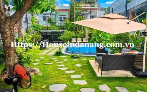 Luxury villas for rent Danang near My Khe beach, in Vietnam, in the beachside