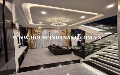 Modern house in Danang for rent in Vietnam, in the beachside
