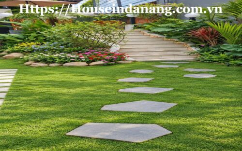 Luxury villa for rent Danang near My Khe beach, in Vietnam, Western design, in the beachside