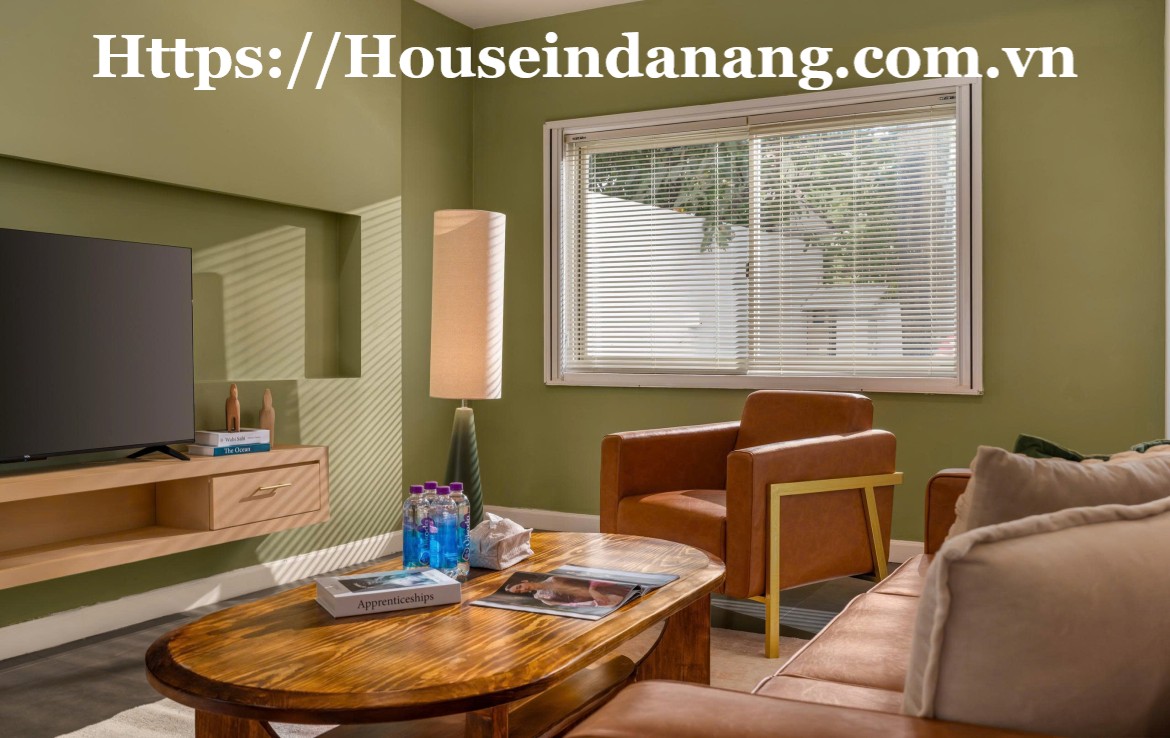 Luxurious villa for rent Danang near My Khe beach bay, in Vietnam, in the beachside