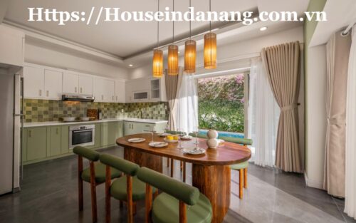 Luxurious villa for rent Danang near My Khe beach bay, in Vietnam, walking to the beach 6