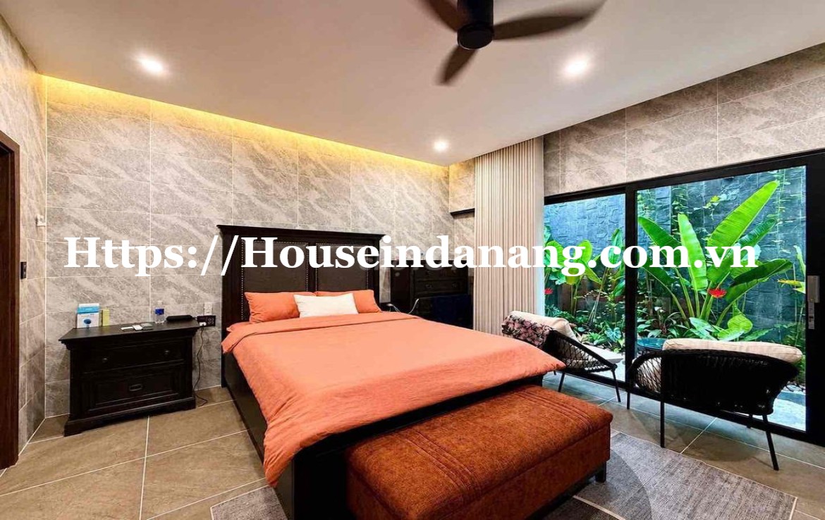 Luxury villas for rent Danang near My Khe beach, in Vietnam, in the beachside