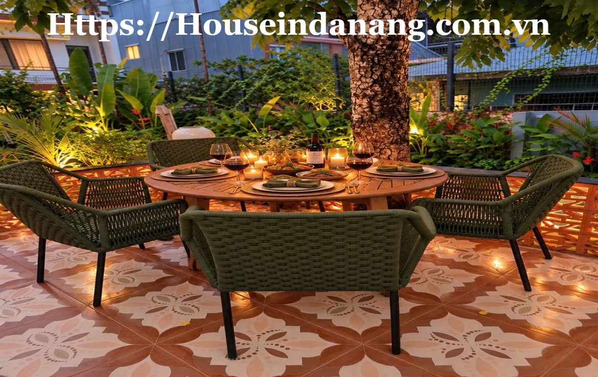 Luxury villa for rent Danang near My Khe beach, in Vietnam, Western design, fully high- end furniture