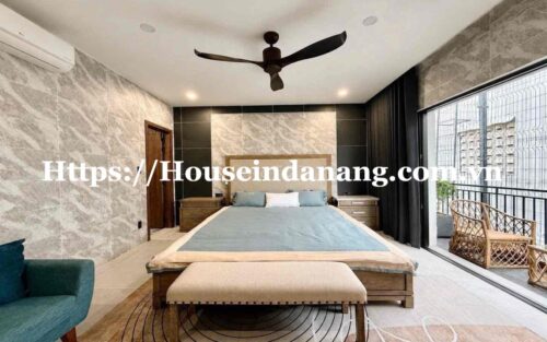 Luxury villas for rent Danang near My Khe beach, in Vietnam, in the beachside