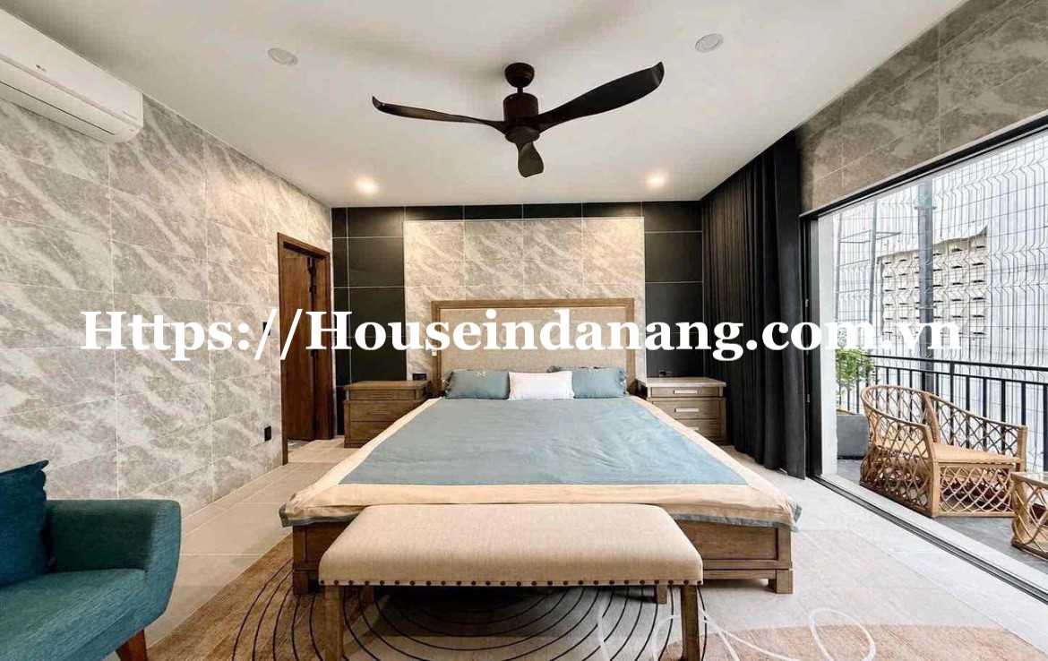 Luxury villas for rent Danang near My Khe beach, in Vietnam, in the beachside