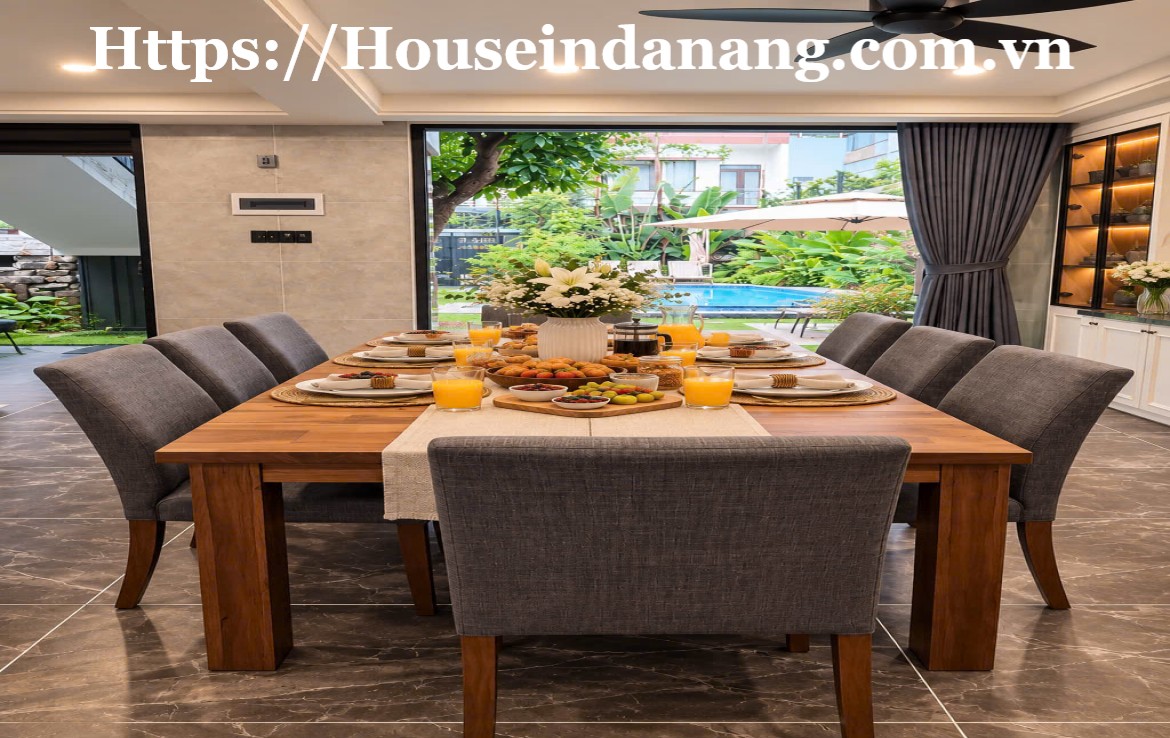 Luxury villa for rent Danang near My Khe beach, in Vietnam, Western design, in the beachside