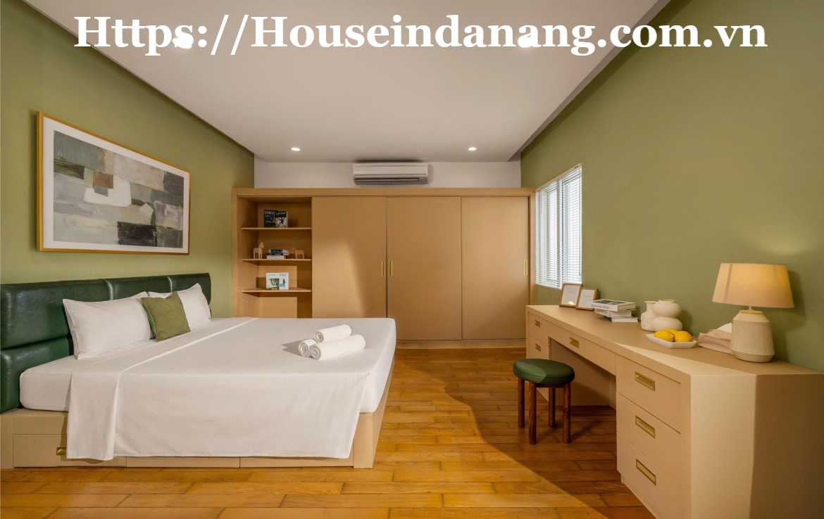 Luxurious villa for rent Danang near My Khe beach bay, in Vietnam, walking to the beach, modern quality