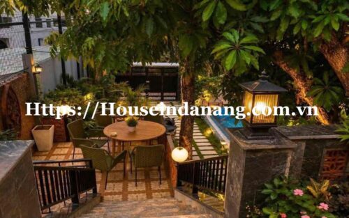 Luxury villas for rent Danang near My Khe beach, in Vietnam, in the beachside