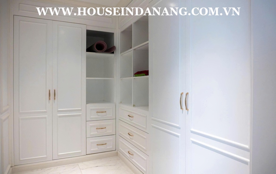 Hilton apartment rental Danang in the city center, in Bach Dang Complex, modern style, riverview 7